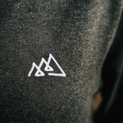 Sweater: Mountain - unisex